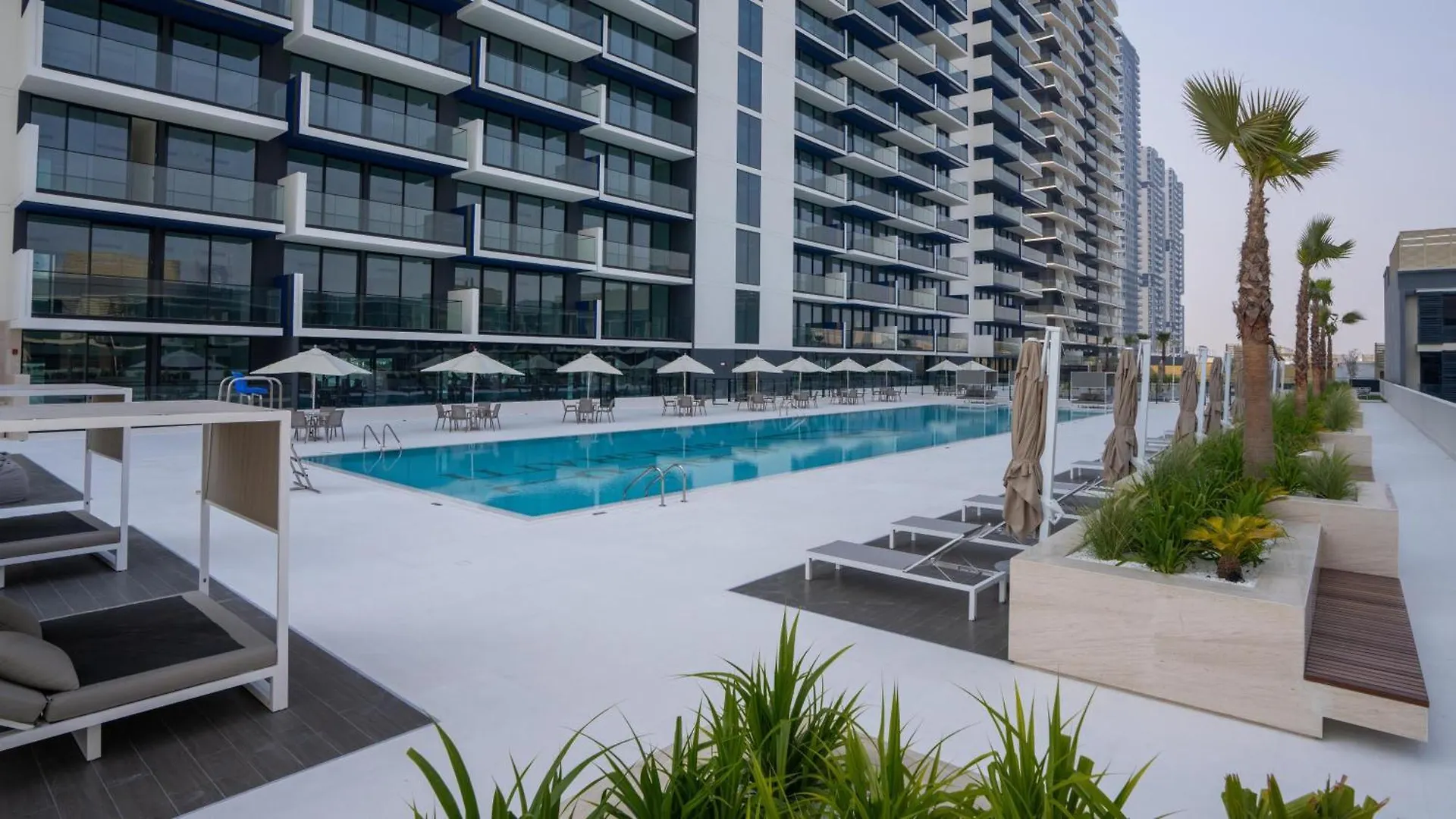 Fully Furnished Cozy 1Br In Jvc With Balcony Apartment Dubai